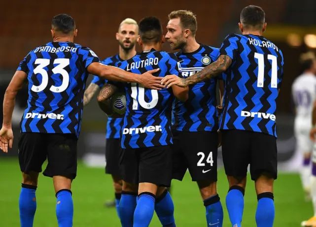 篮球迷们将 篮球迷们将