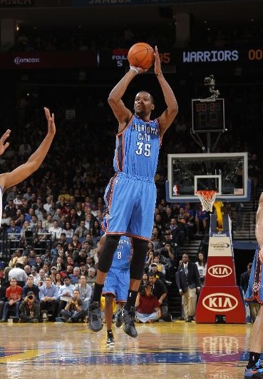 及长期商业 及长期商业