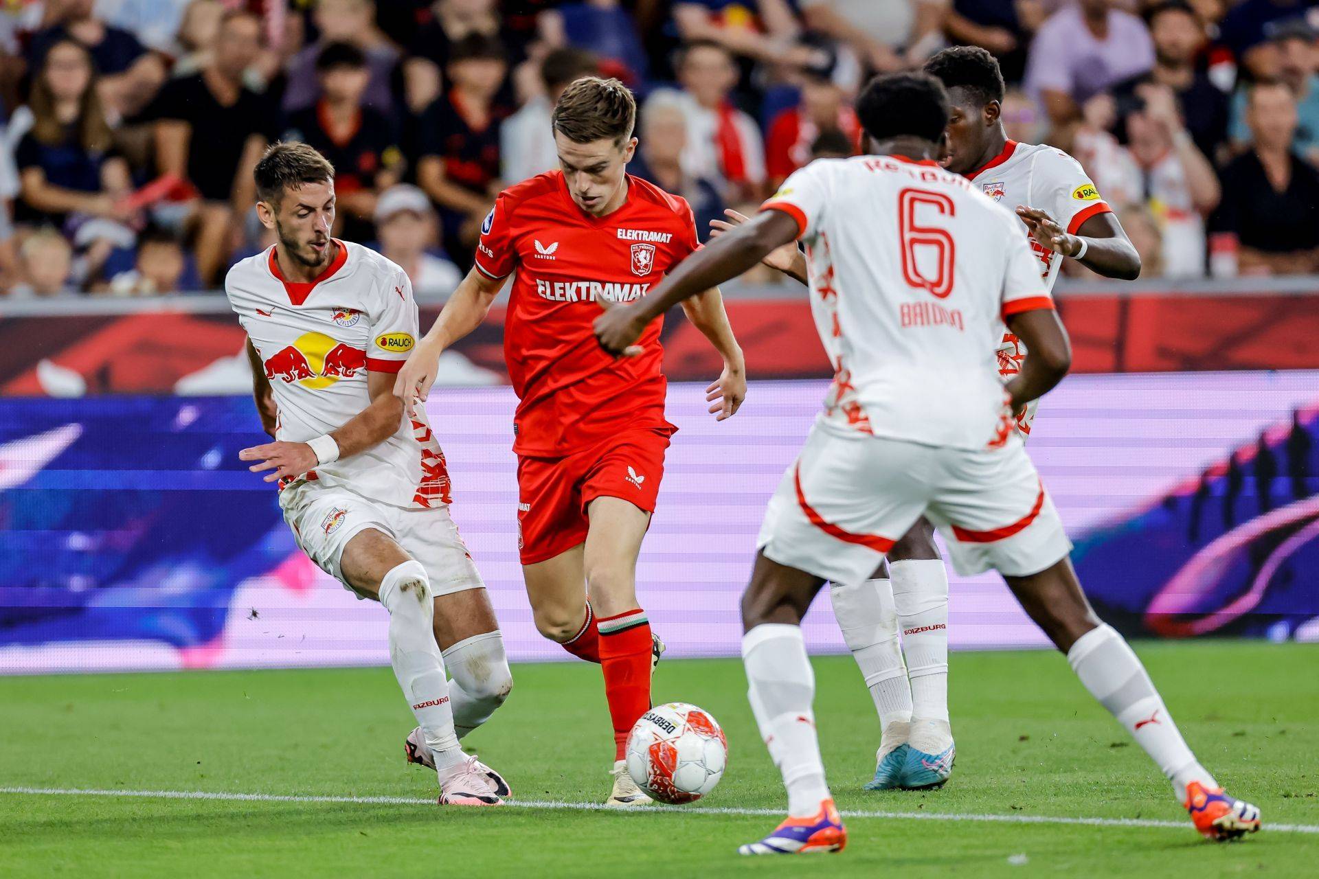 是扑克脸的 是扑克脸的